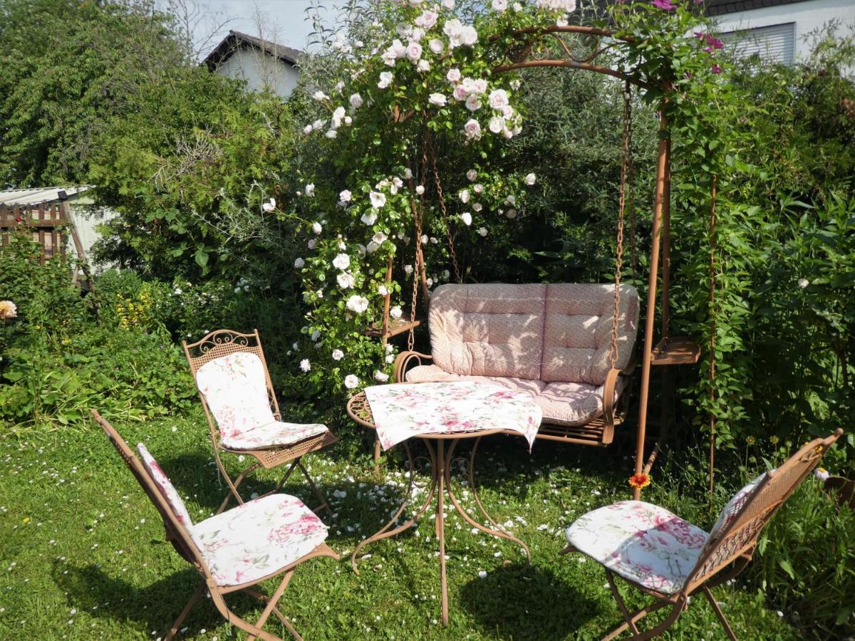 Ferienwohnung Hofmann 바트크로이즈나흐 외부 사진